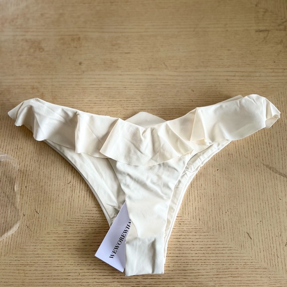 WEWOREWHAT Ruffle Delilah Bikini top and bottom new small - Picture 11 of 13